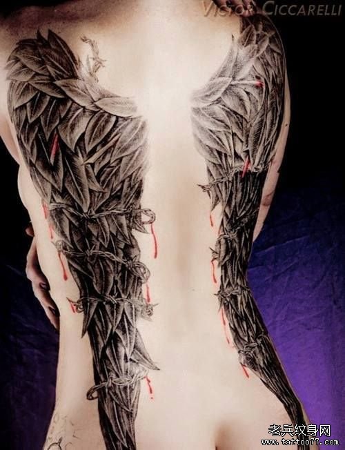 一款天使翅膀纹身图案由武汉最好的纹身店推荐