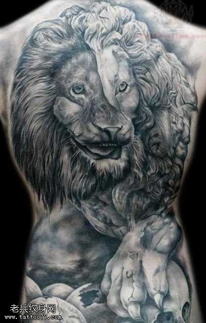 炫酷的狮子纹身图案