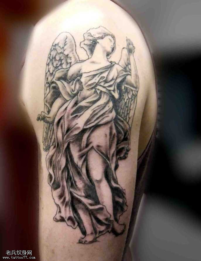 胳膊个性天使纹身图案