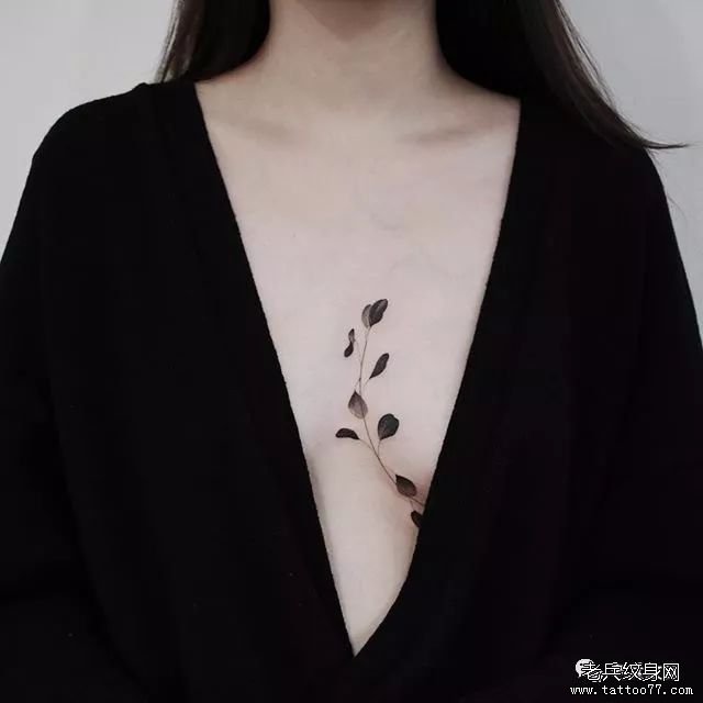 美妞纹身图案由武汉最好的纹身店推荐