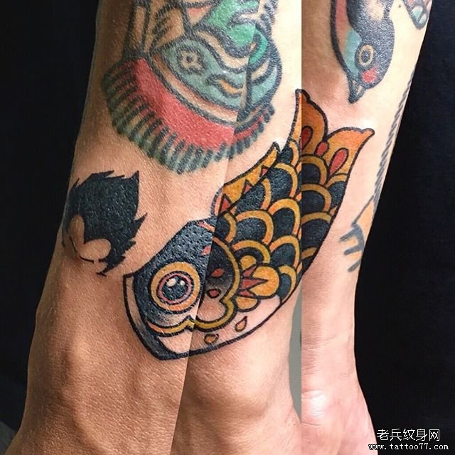 个性日式鲤鱼旗纹身图案