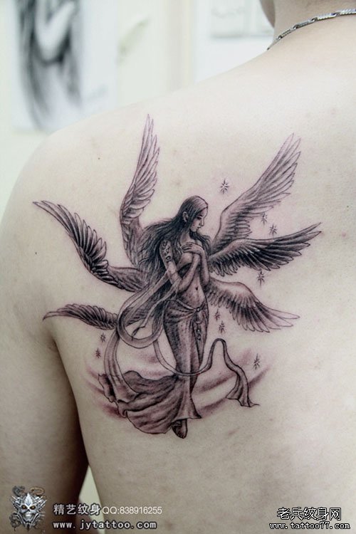男人肩背经典的六翼天使纹身图案_武汉纹身店