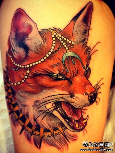 腿部经典潮流的一款狐狸纹身图案_武汉纹身店