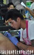 老兵纹身学校推荐来自青海纹身培训学员史明军纹身实操中