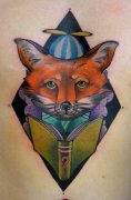 老兵纹身推荐一款个性狐狸纹身图案