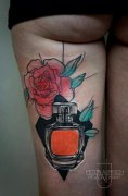 推荐一款大腿性感时尚花纹身作品