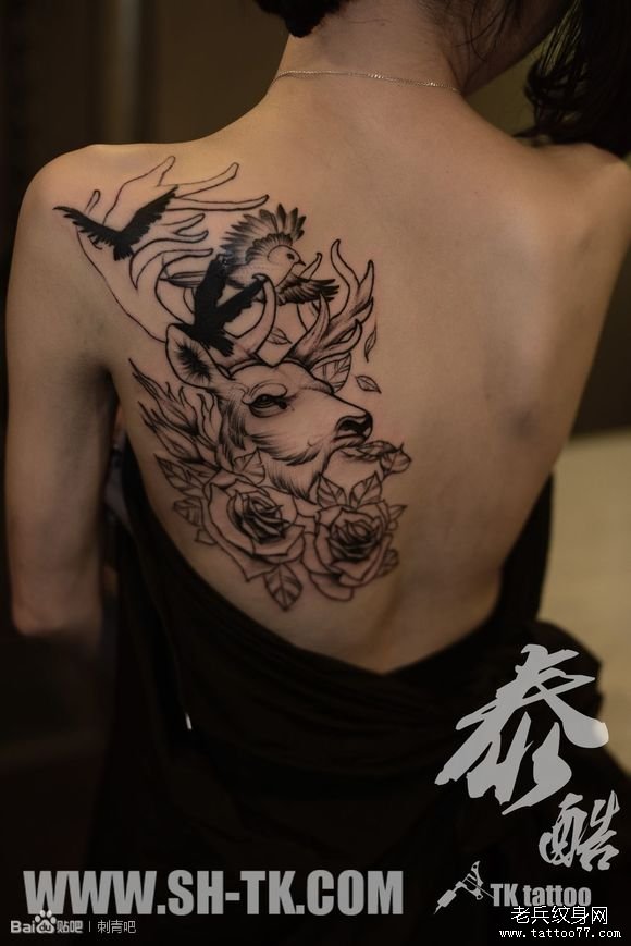 背部独角兽大雁玫瑰花纹身图案