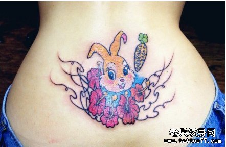 武汉纹身网推荐一款腰部彩色tattoo图案