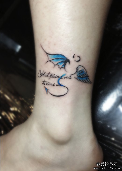 一款脚踝小天使恶魔翼tattoo图案由武汉纹身店推荐