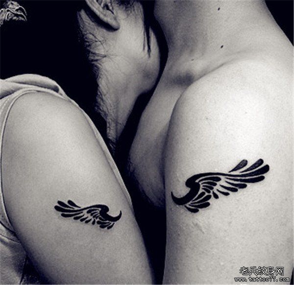 武汉最好的纹身店推荐一款情侣纹身图案