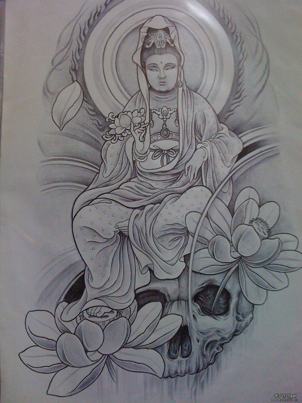 一款观音莲花纹身图案由武汉纹身店推荐