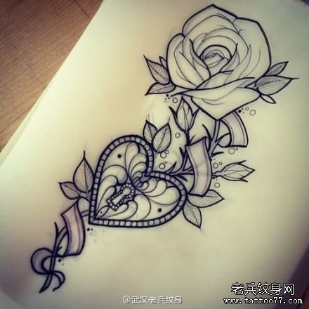 玫瑰花钥匙纹身图案由武汉最好的纹身店推荐