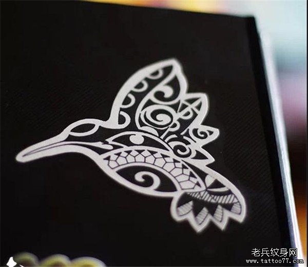 武汉纹身店推荐蜂鸟纹身手稿图案