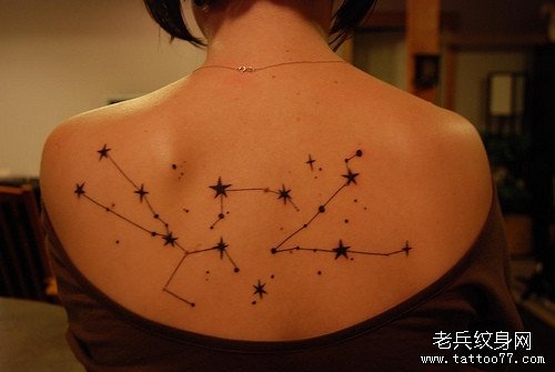 小清新背部北斗七星纹身图案