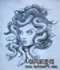 蛇发女妖纹身图案