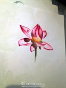 彩色莲花纹身图案由武汉纹身店提供