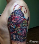 武汉刺青店推荐一款大臂彩色孙悟空纹身图案