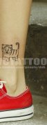 小清新脚部虎图塍纹身图案