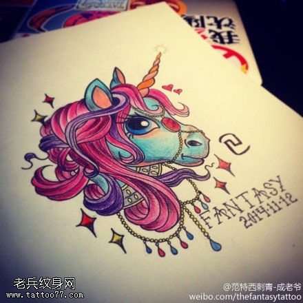 彩色school独角兽纹身手稿图案