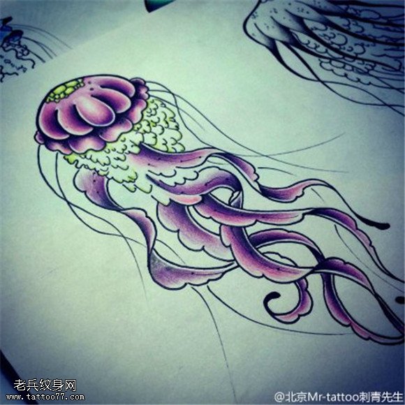 彩色个性水母纹身手稿图案