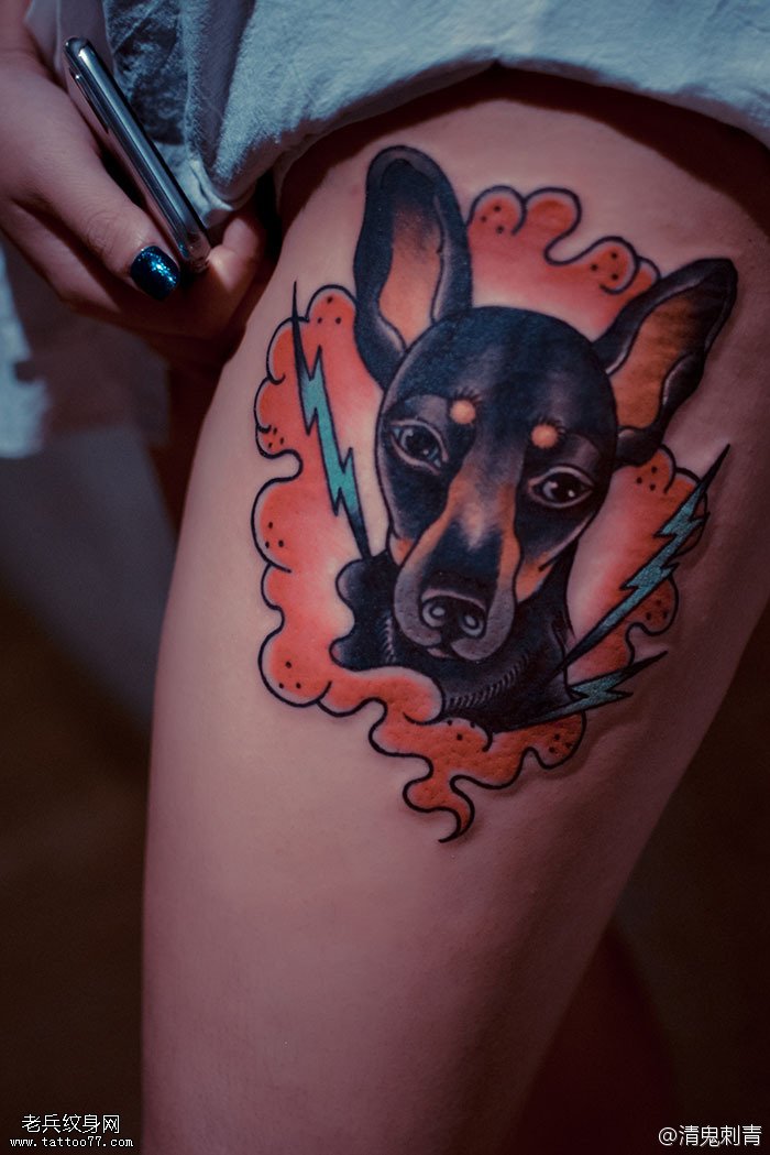 腿部推荐水彩小鹿犬纹身图案