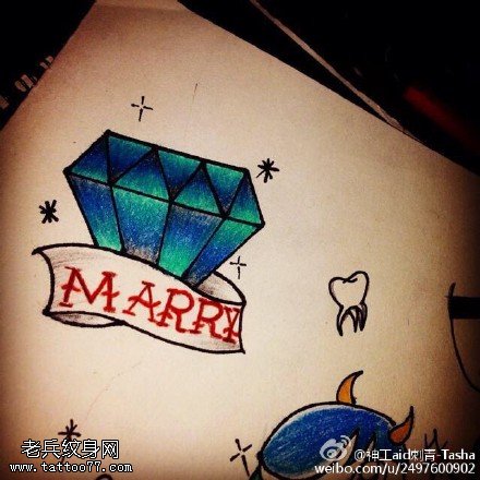 彩色钻石字母纹身图案