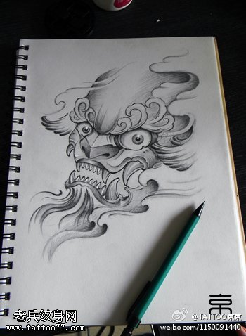 瞪眼长牙怪物纹身图案手稿