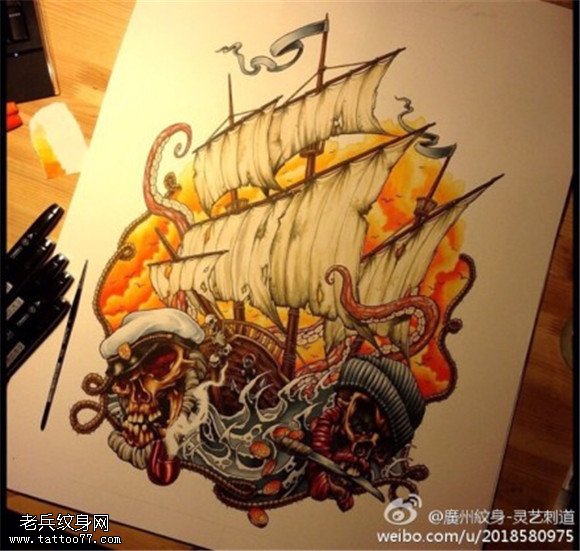 个性彩色海盗船纹身手稿图片