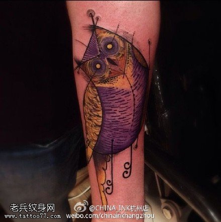 腿部外头插画猫头鹰纹身图案