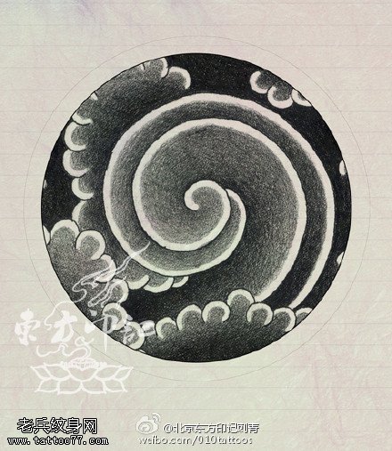 一款经典传统的手稿纹身图案
