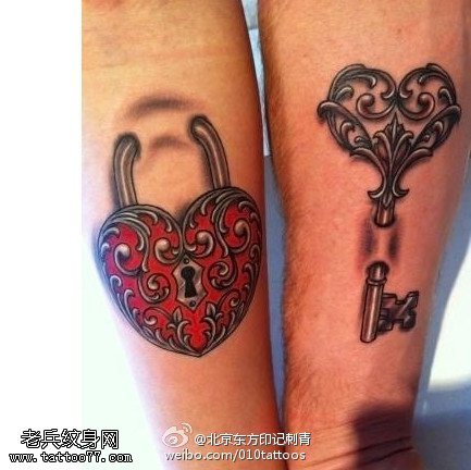 情侣手腕个性漂亮锁纹身图案
