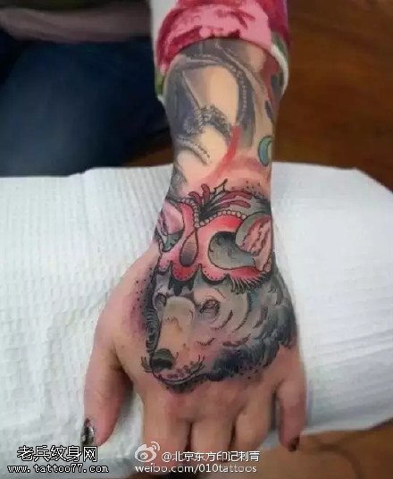 经典好看的动物点刺纹身图案