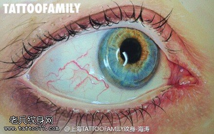 逼真立体的全视眼纹身图案