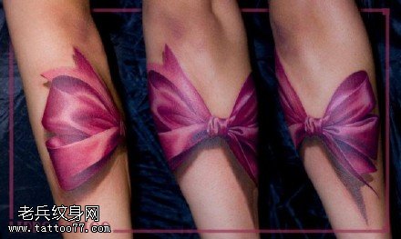 彩绘立体逼真蝴蝶结纹身图案