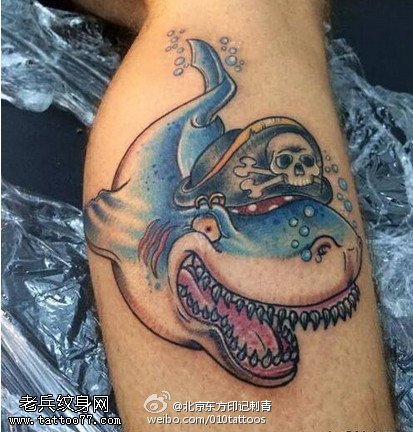 经典鲨鱼骷髅纹身图案