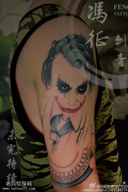 欧美风高怪的人物肖像纹身图案