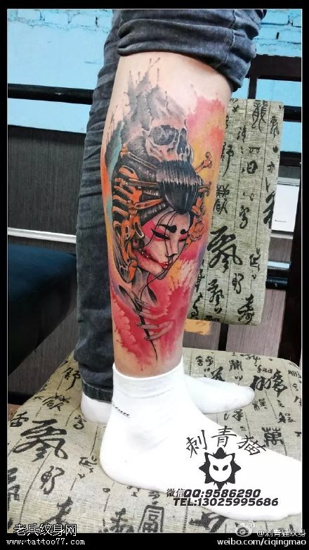 水墨风格日本艺妓纹身图案