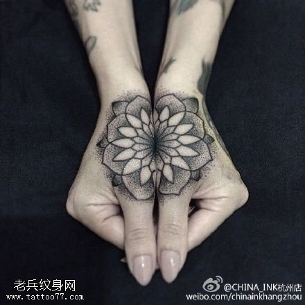 经典时尚点刺梵花纹身图案