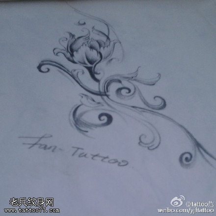 经典素描花藤纹身图案