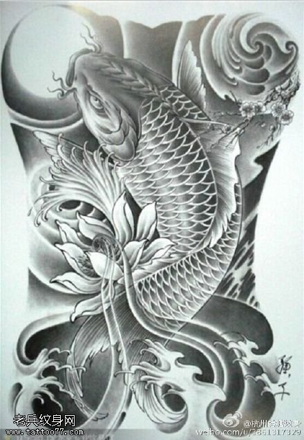 中国风经典的鲤鱼莲花纹身图案