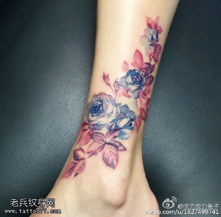 水墨风月季花纹身图案
