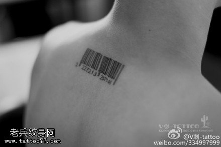经典的条形码纹身图案