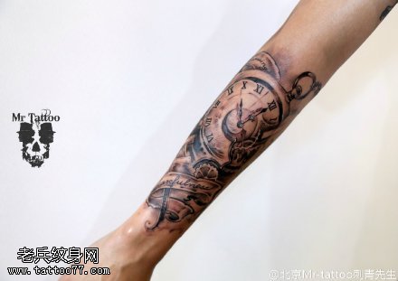 古代经典时光表纹身图案