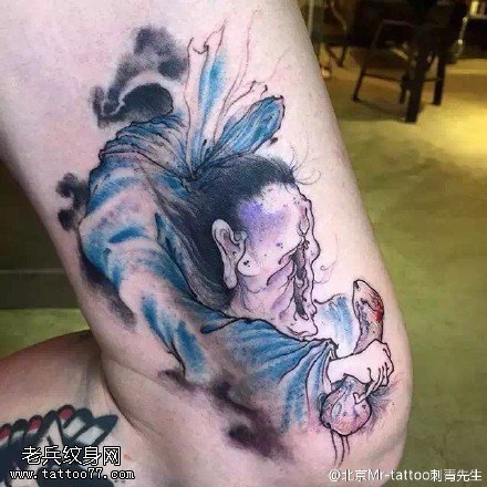 大腿上水墨抽象画纹身图案