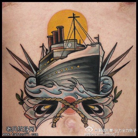开起的帆船纹身图案
