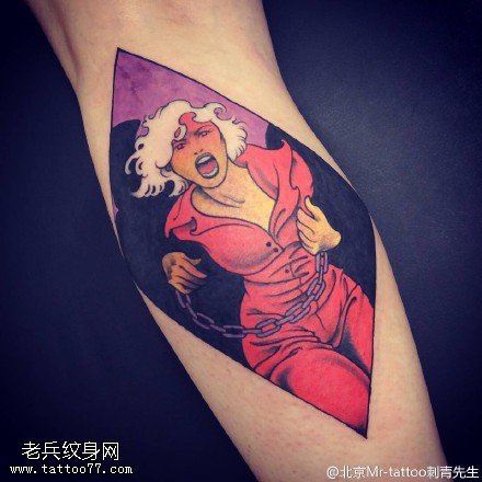 犯罪的女人纹身图案