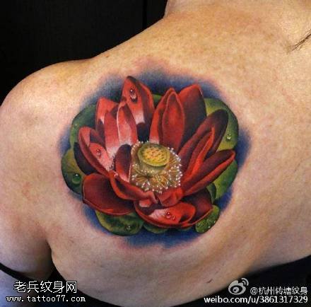 逼真立体的莲花纹身图案