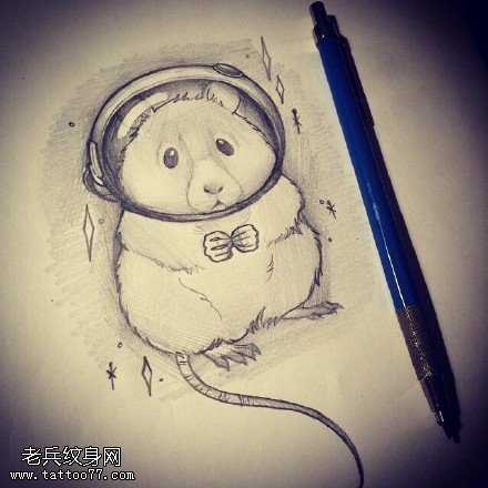 手稿素描小熊纹身图案