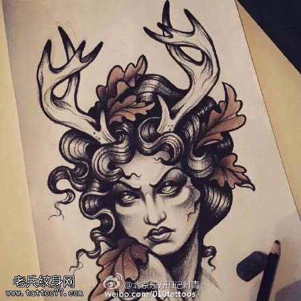 手稿鹿角美女纹身图案