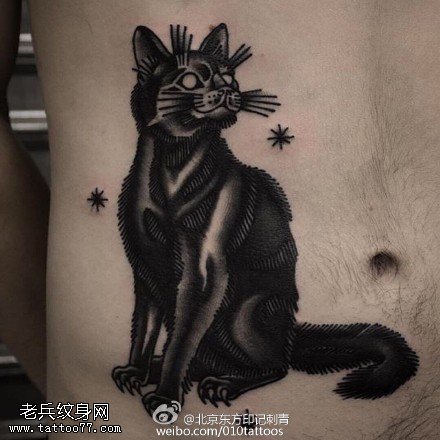 腹部点刺的猫咪纹身图案